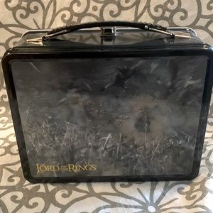 LORD OF THE RINGS METAL LUNCH BOX
